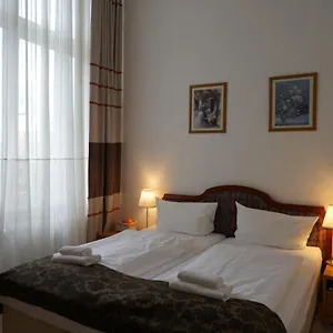 City Pension Berlin Berlim